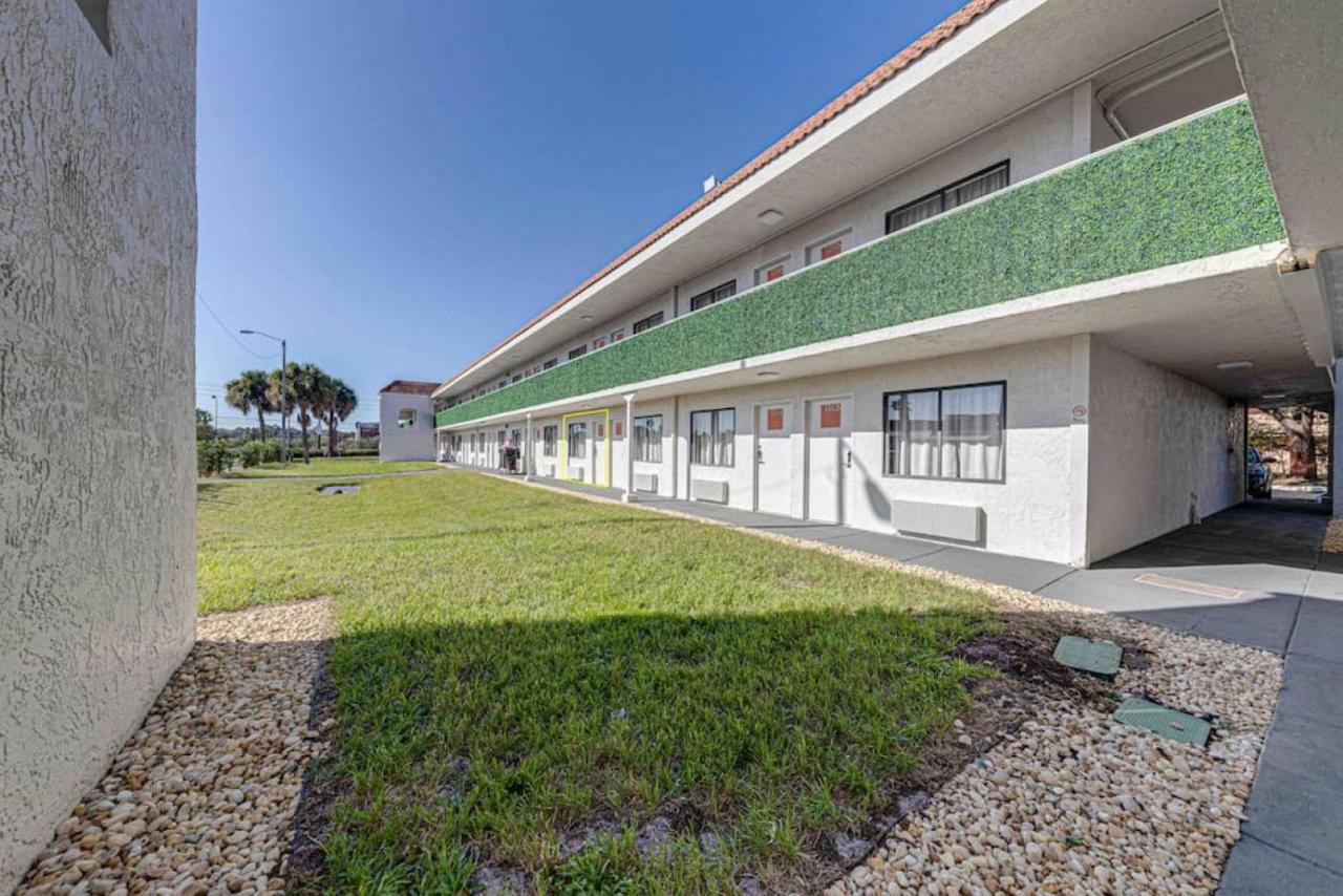 Travel Lodge By Wyndham 10 Min From Disney Kissimmee Buitenkant foto