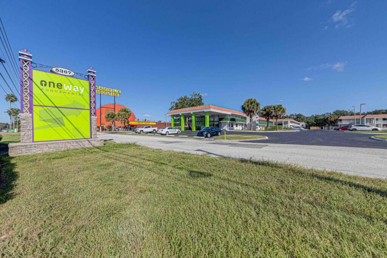 Travel Lodge By Wyndham 10 Min From Disney Kissimmee Buitenkant foto